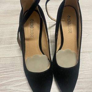 Stiletto black heels